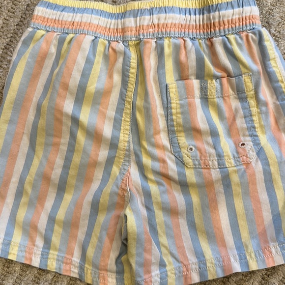 Boys Janie & Jack cute summer bundle 4T swimsuit, tees, and madras shorts Preppy - Picture 6 of 7